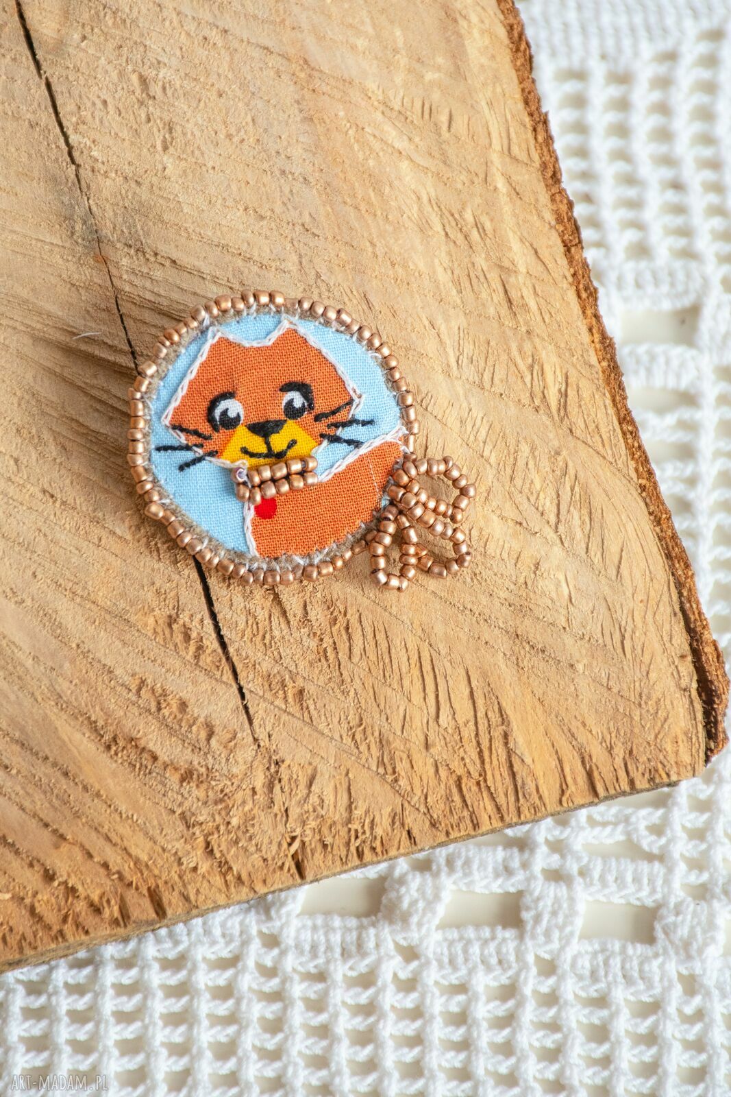 Broszka kot handmade - wyjątkowy prezent dla kociary