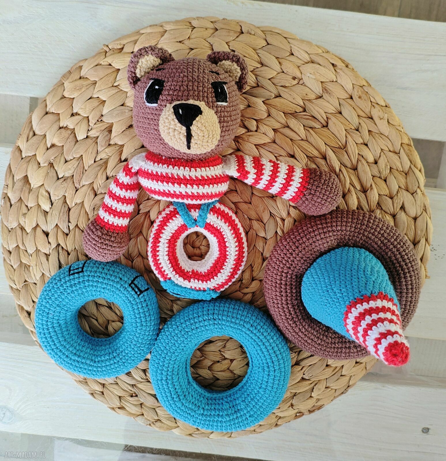 Szydełkowa zabawka miś piramidka wieża do układania dla dziecka (handmade)