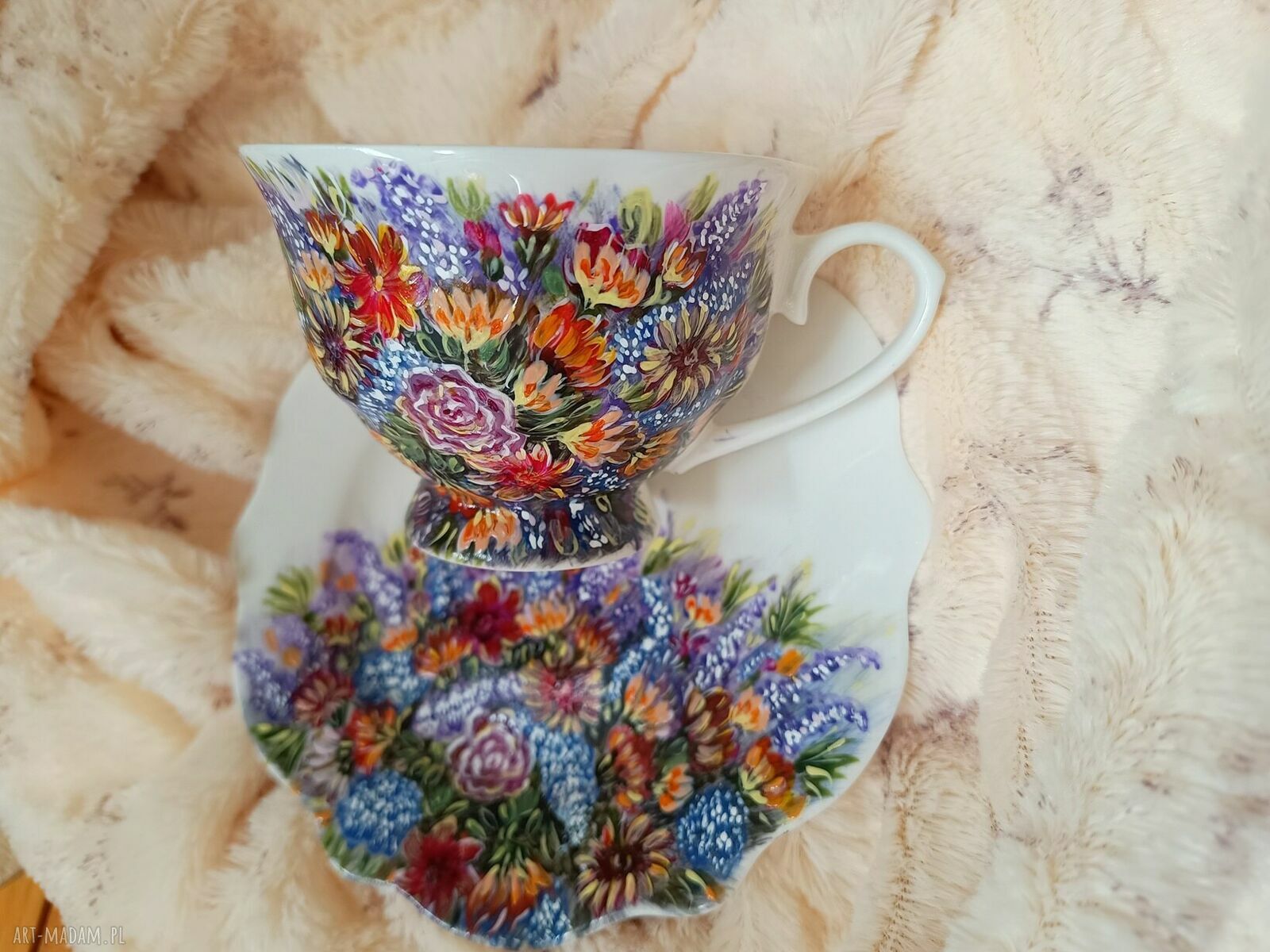 Bukiet wonnych kwiatów - ręcznie malowana filiżanka 180 ml