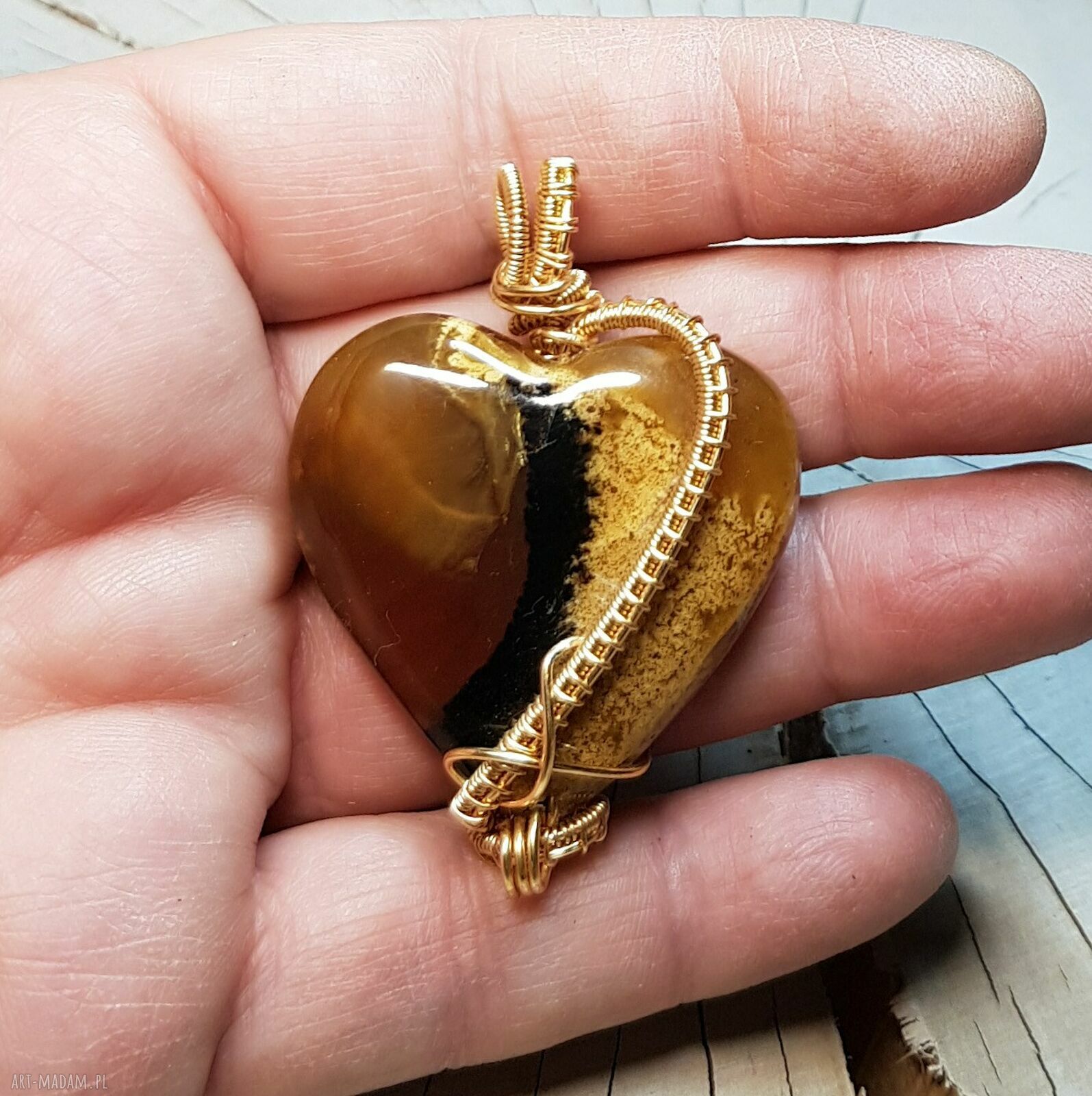 Wisiorek Bursztynowe Serce M298 - wire wrapping z bursztynu z Sumatry