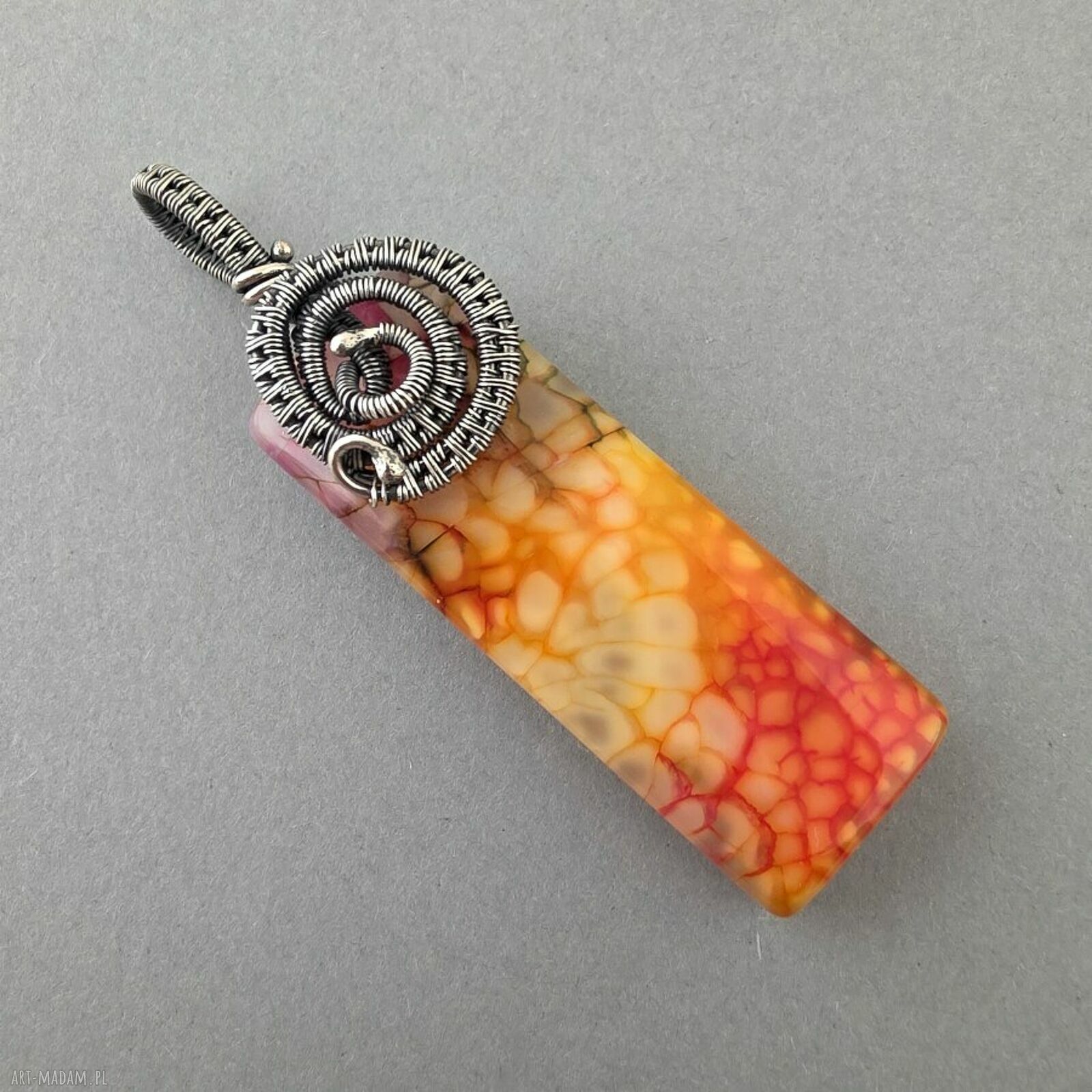 Caria - słoneczny agat wężowy w oplocie - wisiorek handmade