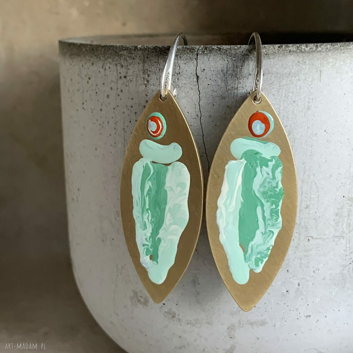Kolczyki Celadon Fish & Red Eye Accent z mosiądzu i srebra 925