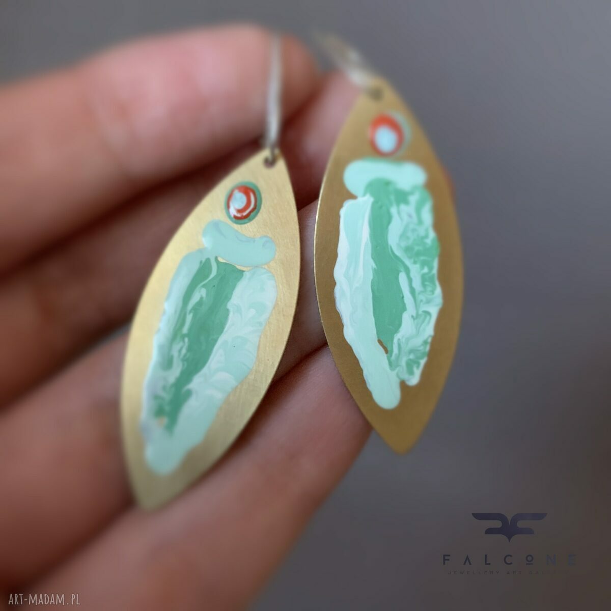 Kolczyki Celadon Fish & Red Eye Accent z mosiądzu i srebra 925