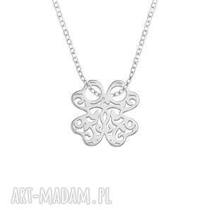 celebrate - clover 2 - necklace