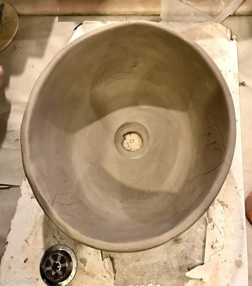 Ceramiczna biała umywalka z gliny - owalna, ręcznie wykonana