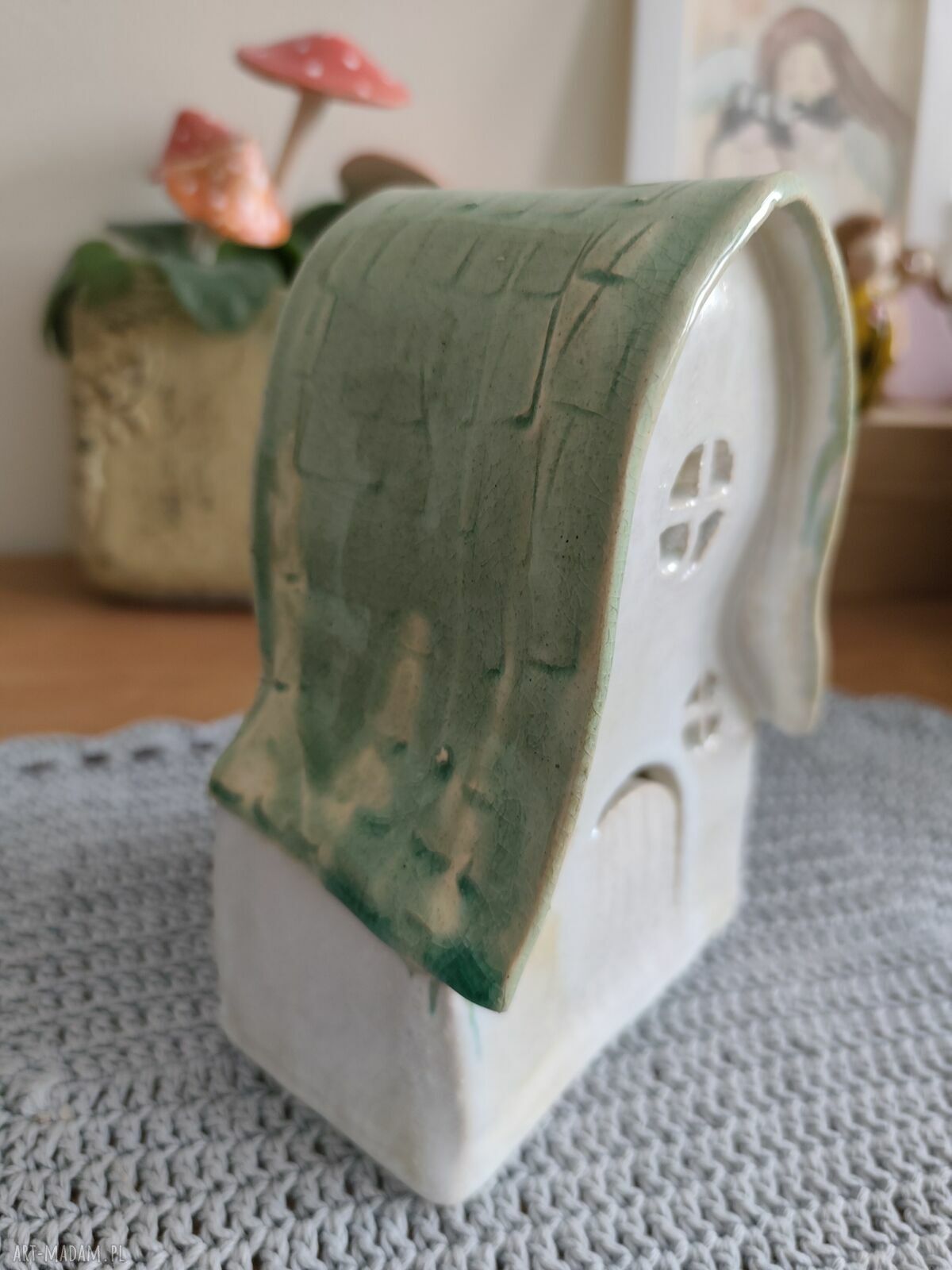 Chatka ceramiczna - lampion na świecę, ręcznie szkliwiona