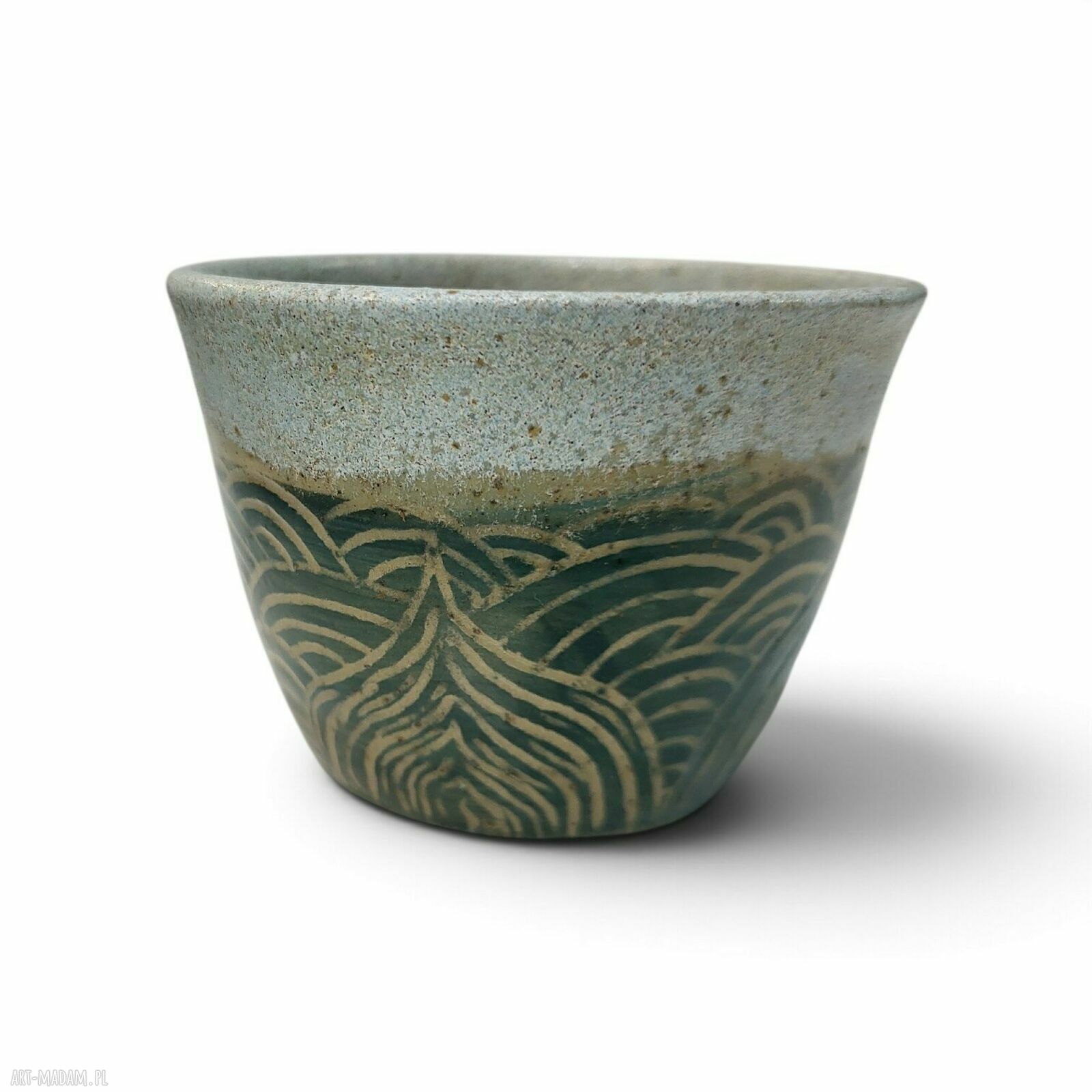 Ręcznie dekorowana ceramiczna czarka w morskim odcieniu