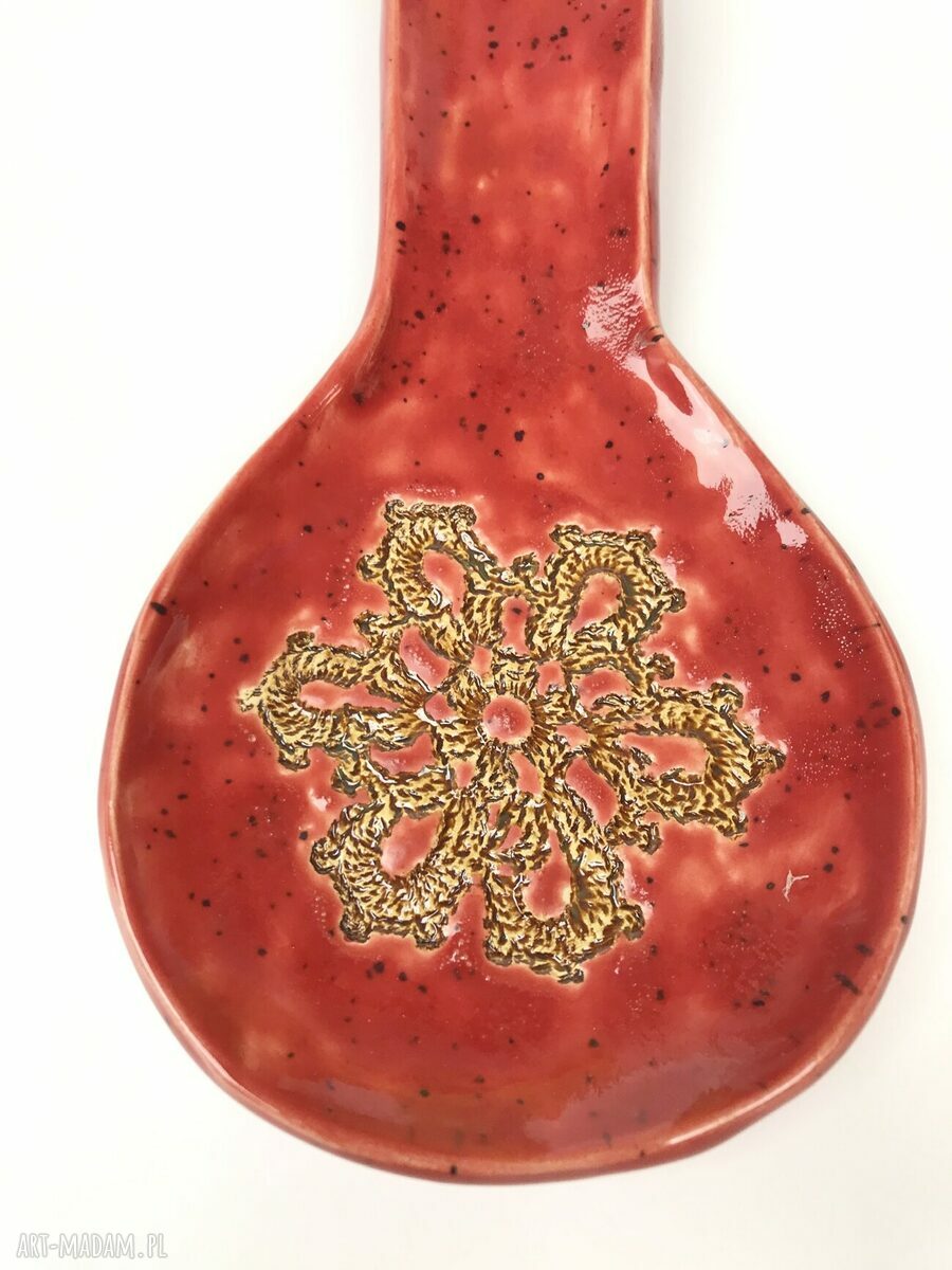 Ceramiczna czerwona podkładka pod łyżkę - ręcznie robiona z gliny
