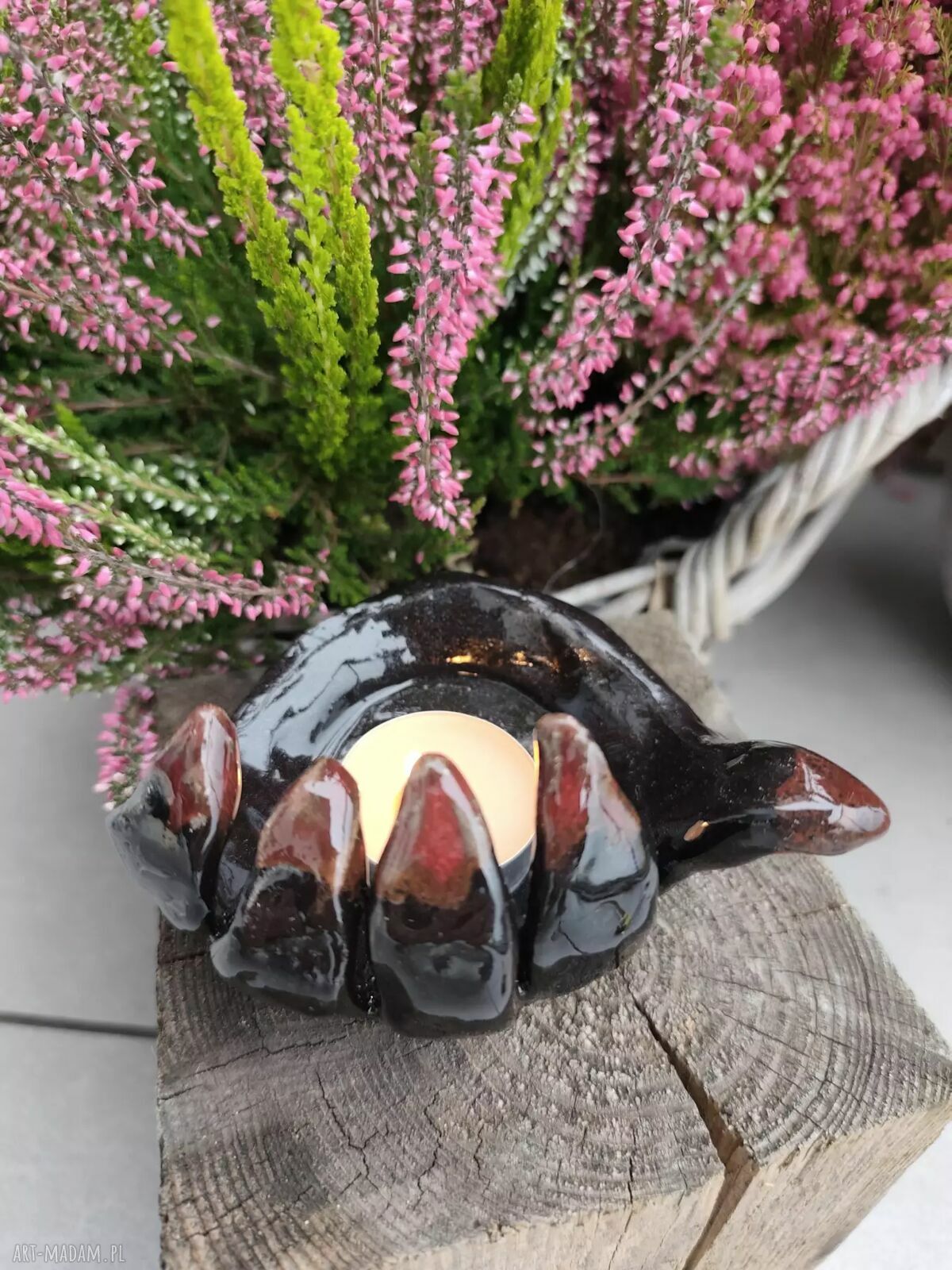 Ceramiczna dłoń - halloweenowa podstawka pod świecę