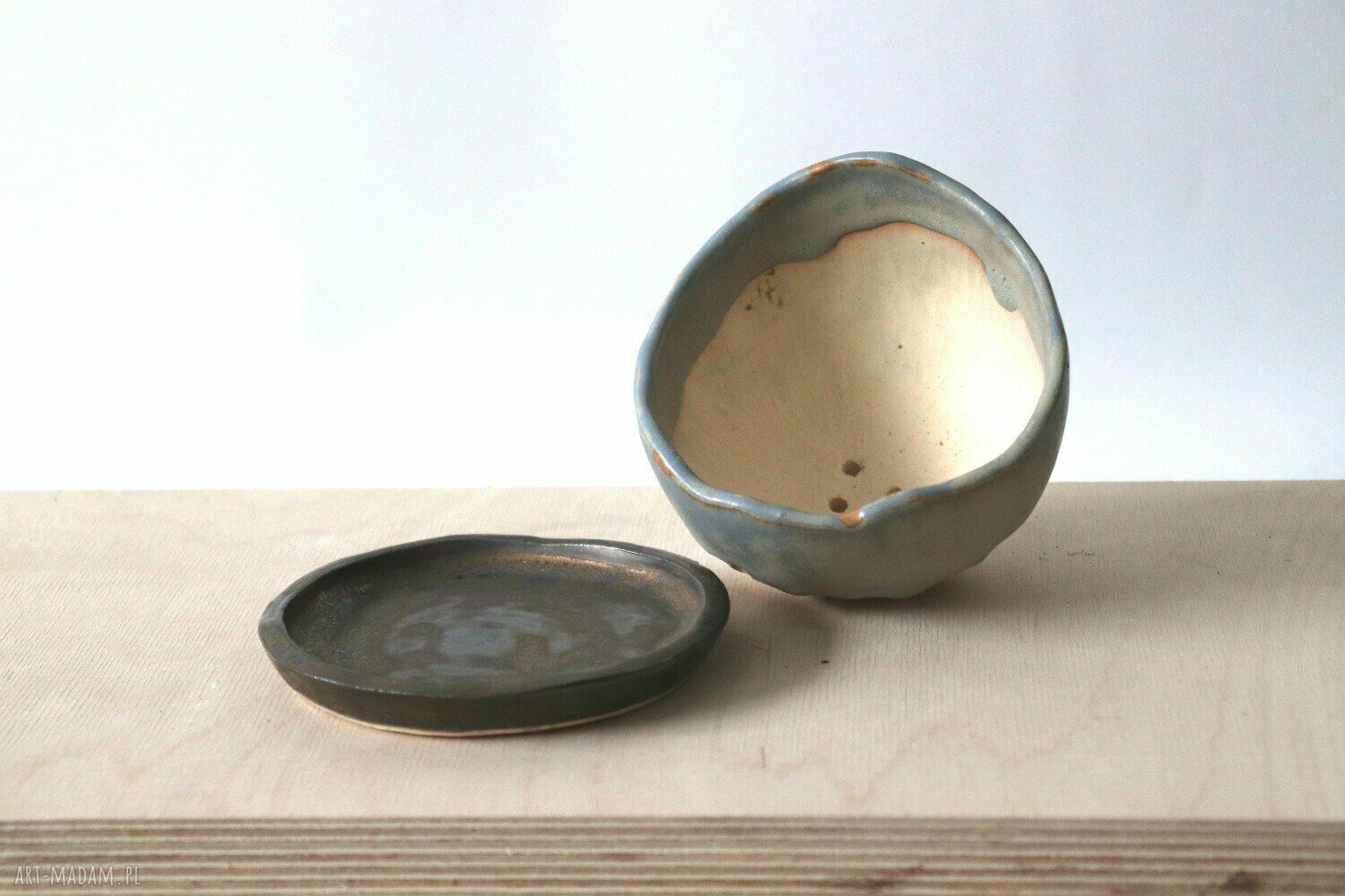 Mała ceramiczna doniczka Otuliny w szaro-złotym szkliwie - rękodzieło