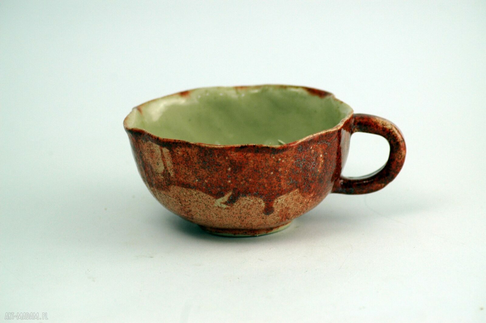 Duża ceramiczna filiżanka z figurką konia
