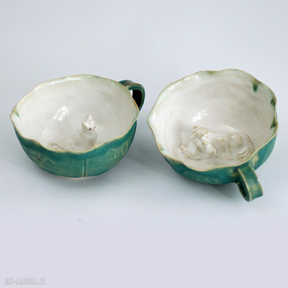Ceramiczna duża filiżanka kubek z figurką kota