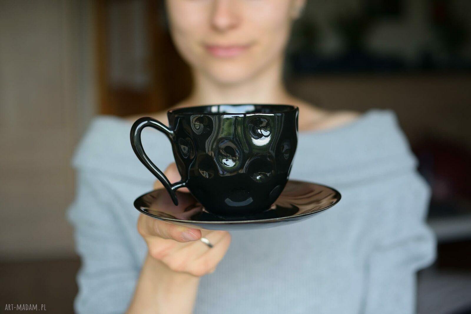 Filiżanka Ceramiczna Czarna Wgłębiona 220ml