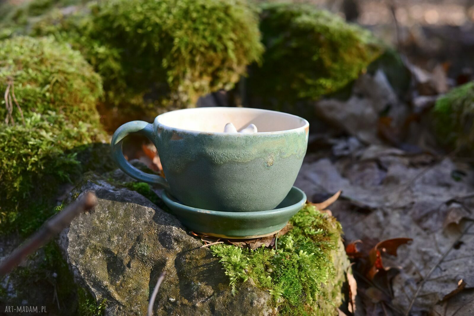 Ceramiczna filiżanka z figurką buldożka francuskiego - niebieska - 440 ml - na prezent