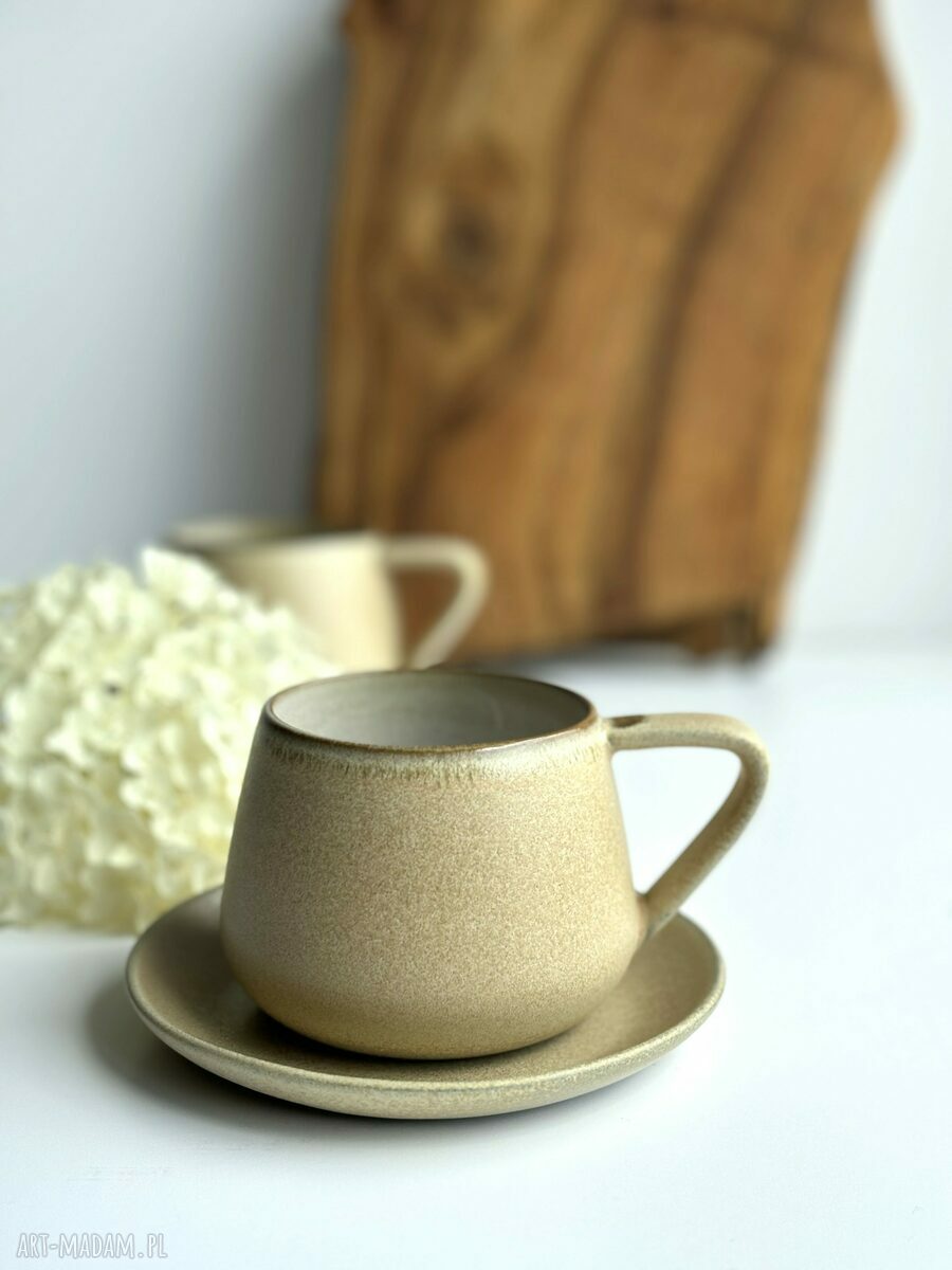 Filiżanka ceramiczna ze spodkiem 250 ml - Pustynny piach