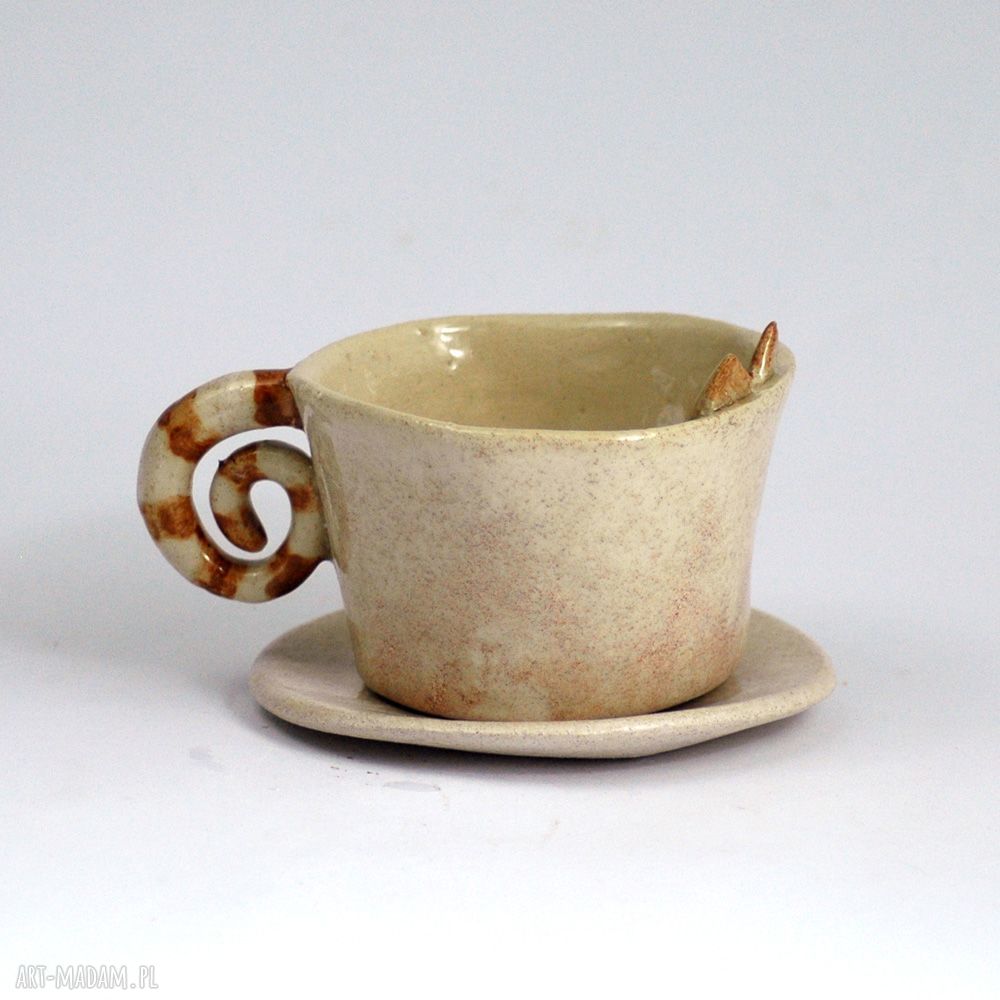 Ceramiczna filiżanka-kubek z kotem - blado-różowa 220 ml (z talerzykiem)