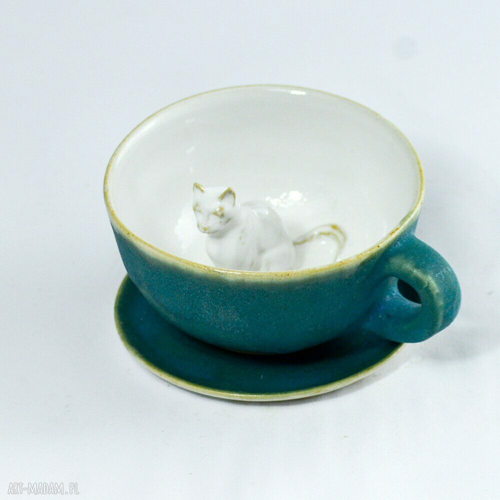 Ceramiczna filiżanka kubek z figurką kota - morska