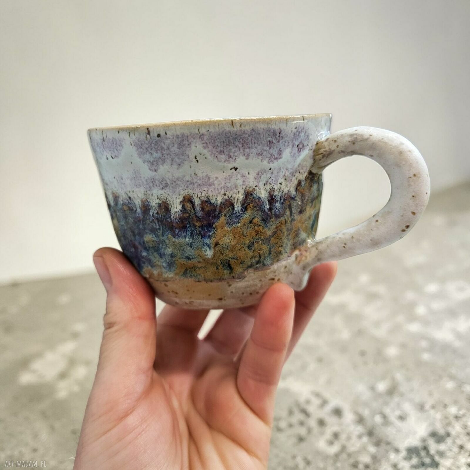 Ceramiczna filiżanka artystyczna - ręcznie dopieszczana boho ceramika