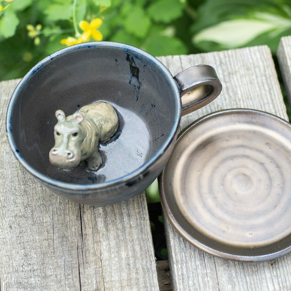 Szaro-złota filiżanka z hipopotamem - rękodzieło ceramiczne 280 ml