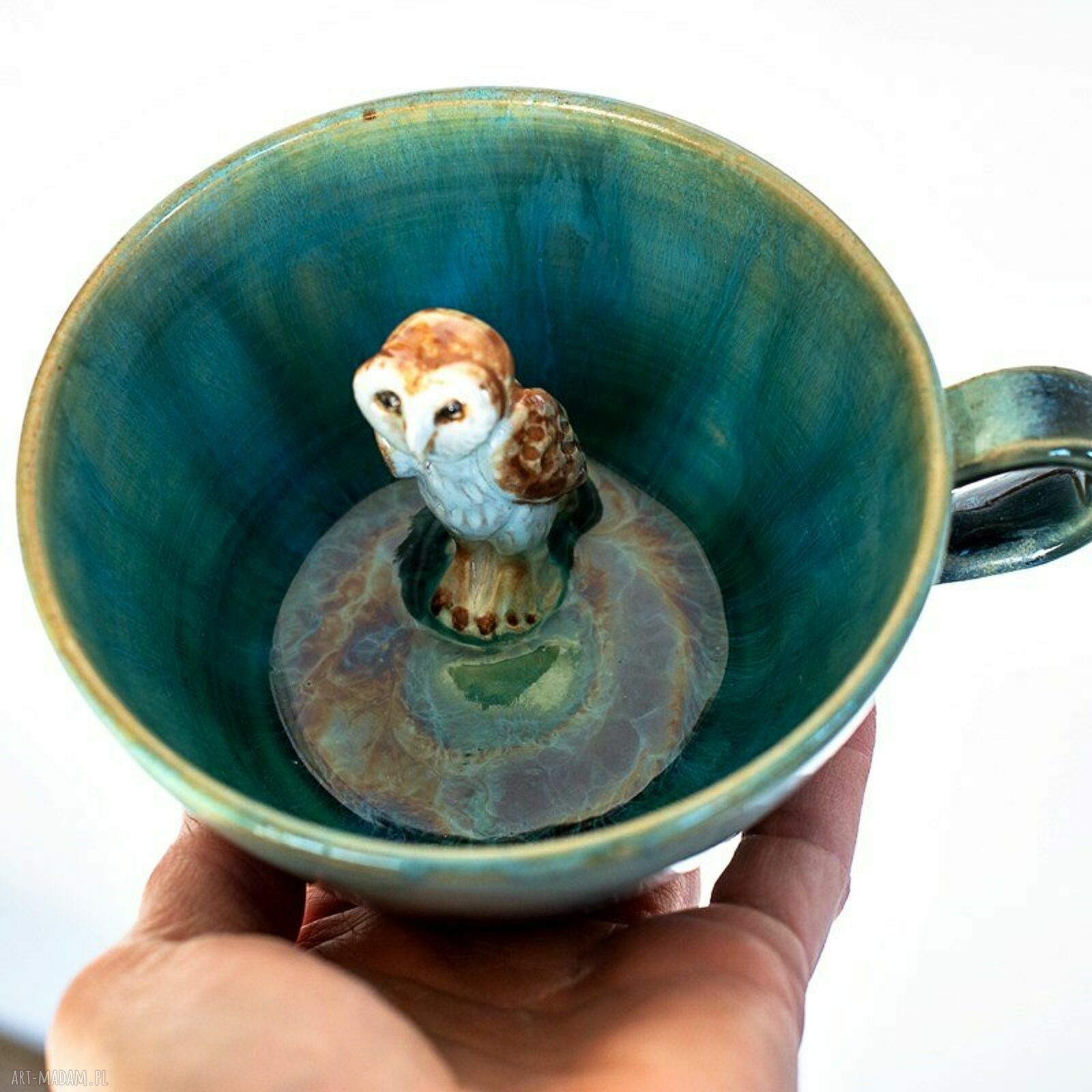 Ceramiczna filiżanka z figurką sowy płomykówki - leśne jeziorko (ok. 380 ml)