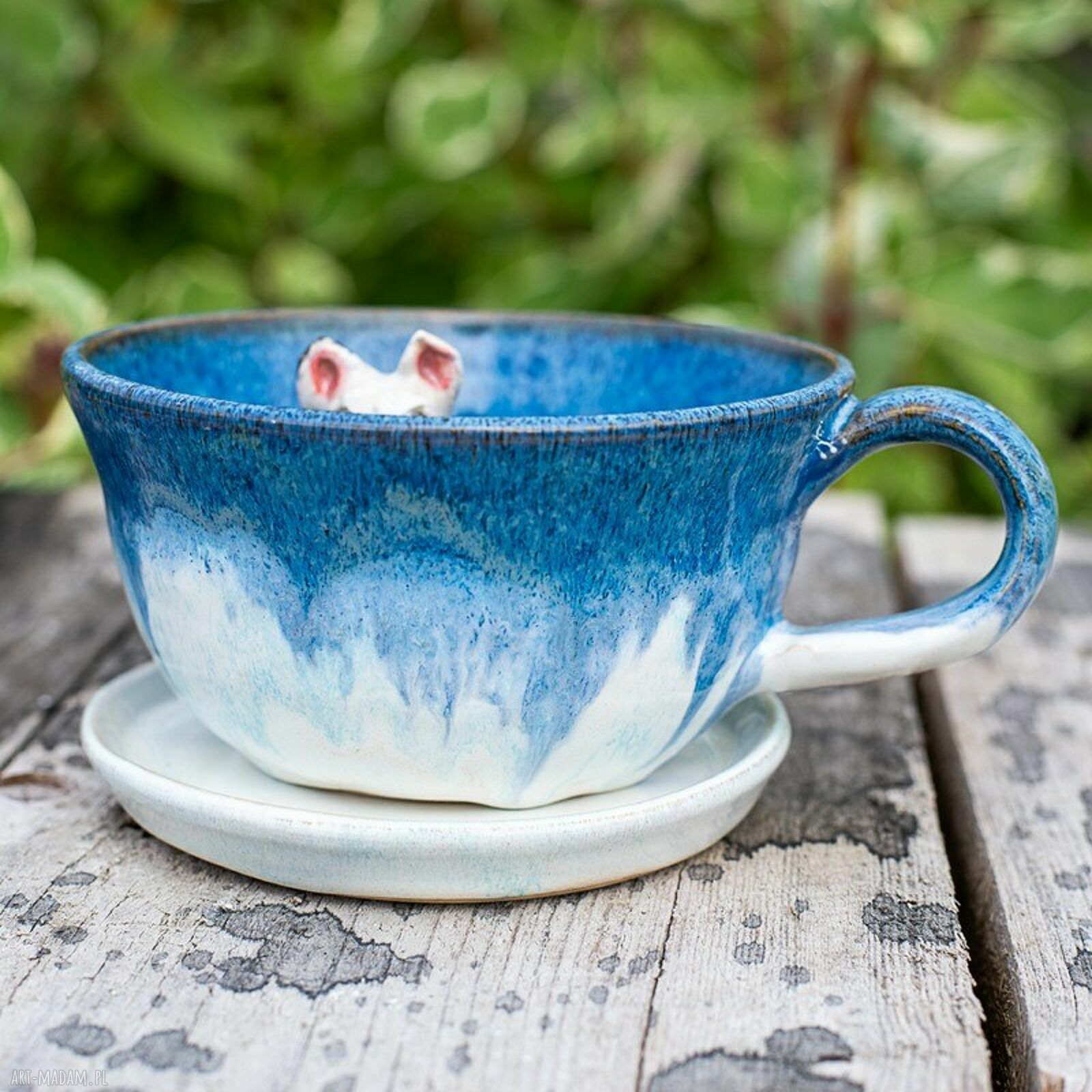Ceramiczna filiżanka z figurką buldożka francuskiego - 350 ml