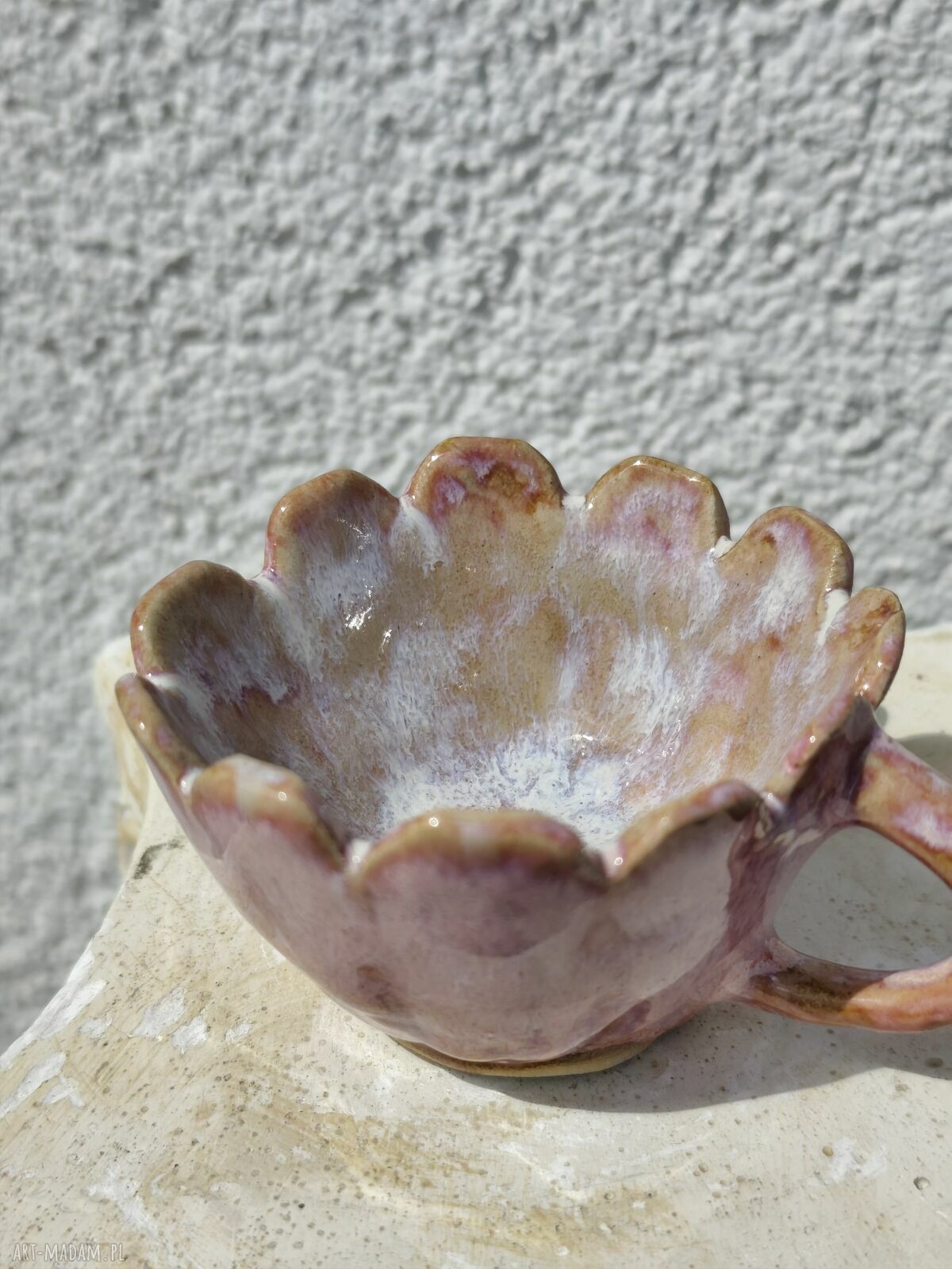 Ręcznie robiona różowa filiżanka ceramiczna - ok. 30 ml