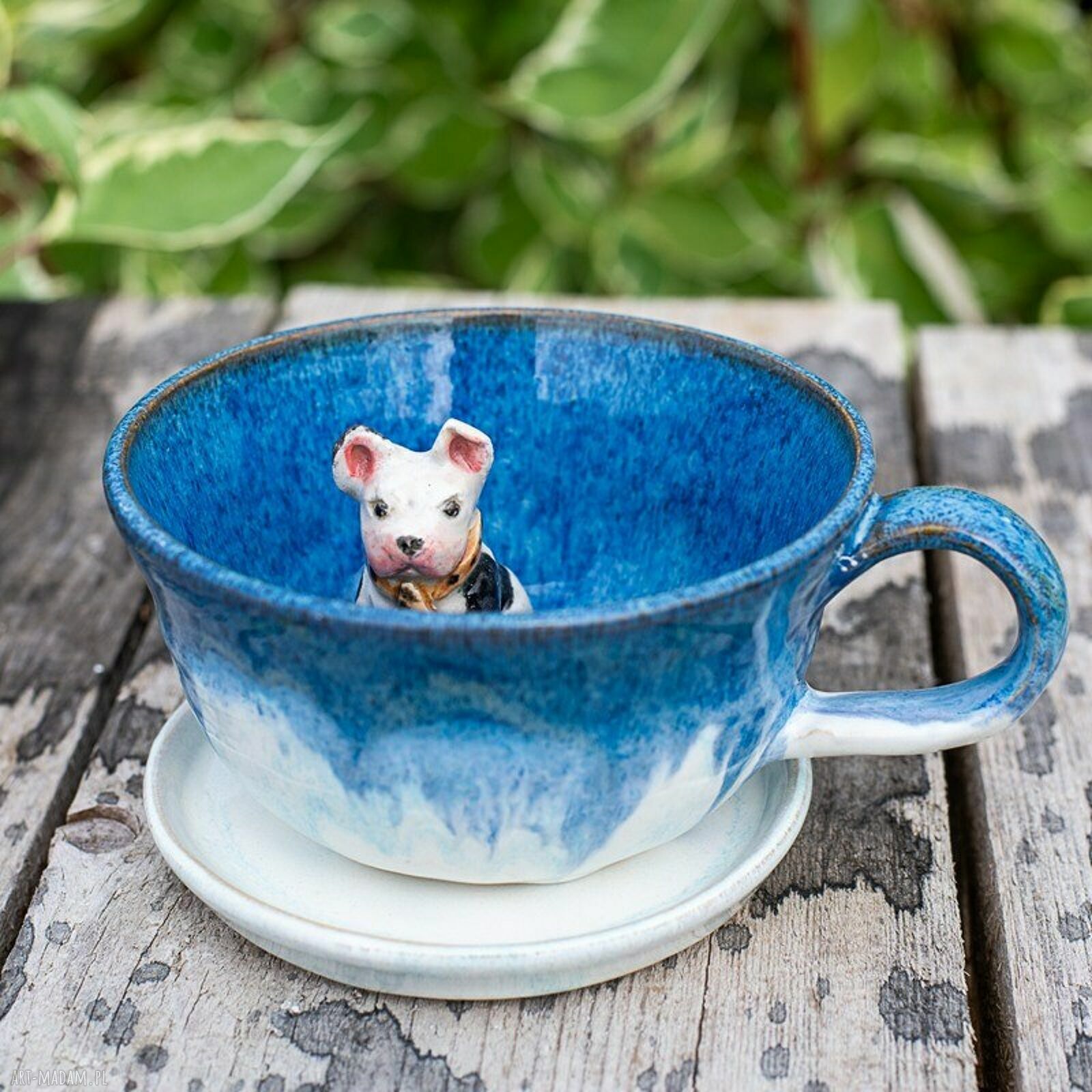 Ceramiczna filiżanka z figurką buldożka francuskiego - 350 ml