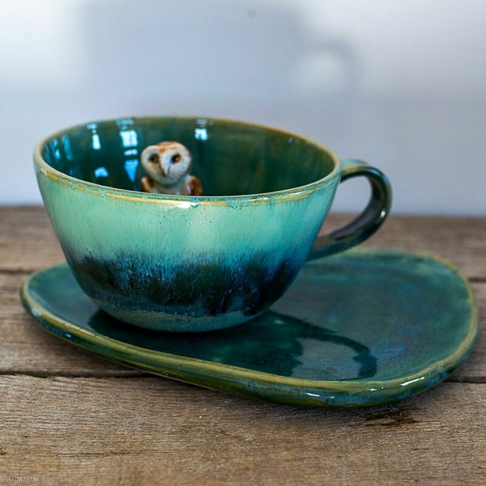 Ceramiczna filiżanka z figurką sowy płomykówki - leśne jeziorko (ok. 380 ml)