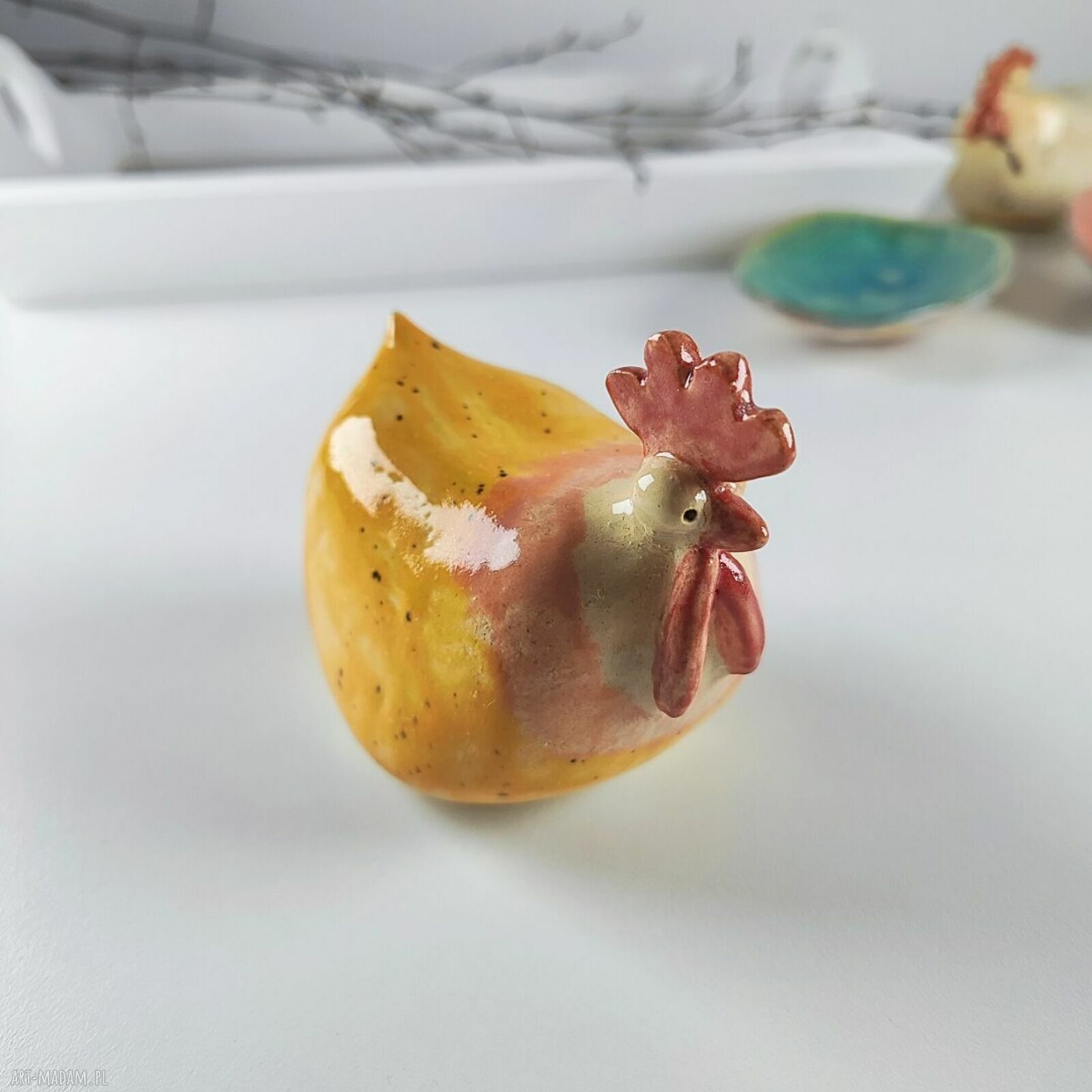 Ceramiczna kurka na Wielkanoc - ręcznie lepiona kokoszka