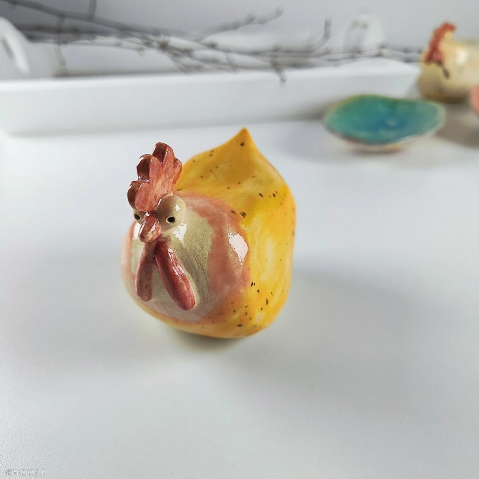 Ceramiczna kurka na Wielkanoc - ręcznie lepiona kokoszka