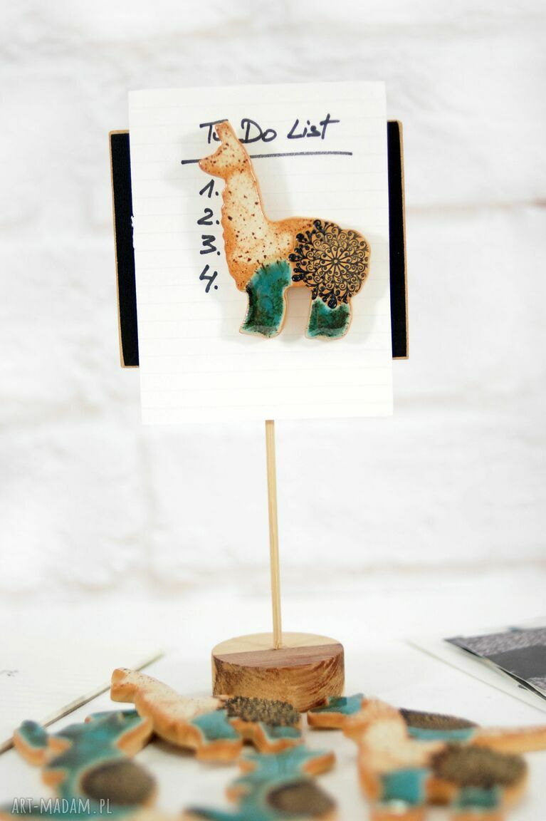 Ceramiczna lama - magnes na lodówkę 7 x 8 cm