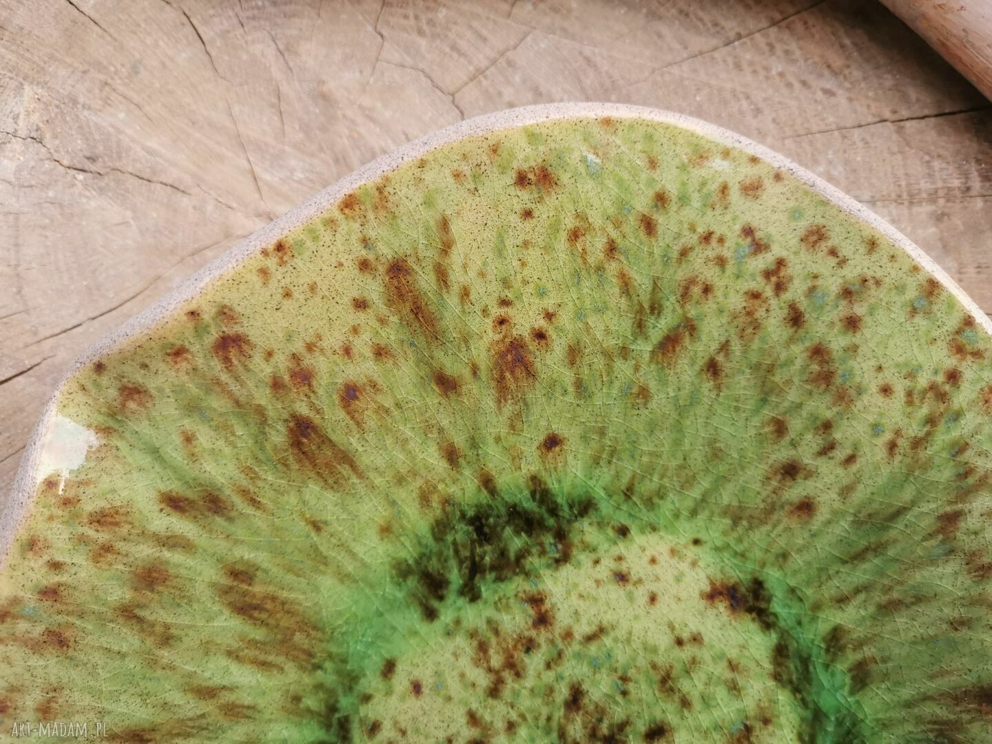 Ceramiczna misa Shiraja c259 - ręcznie wykonana z zielonym szkliwem