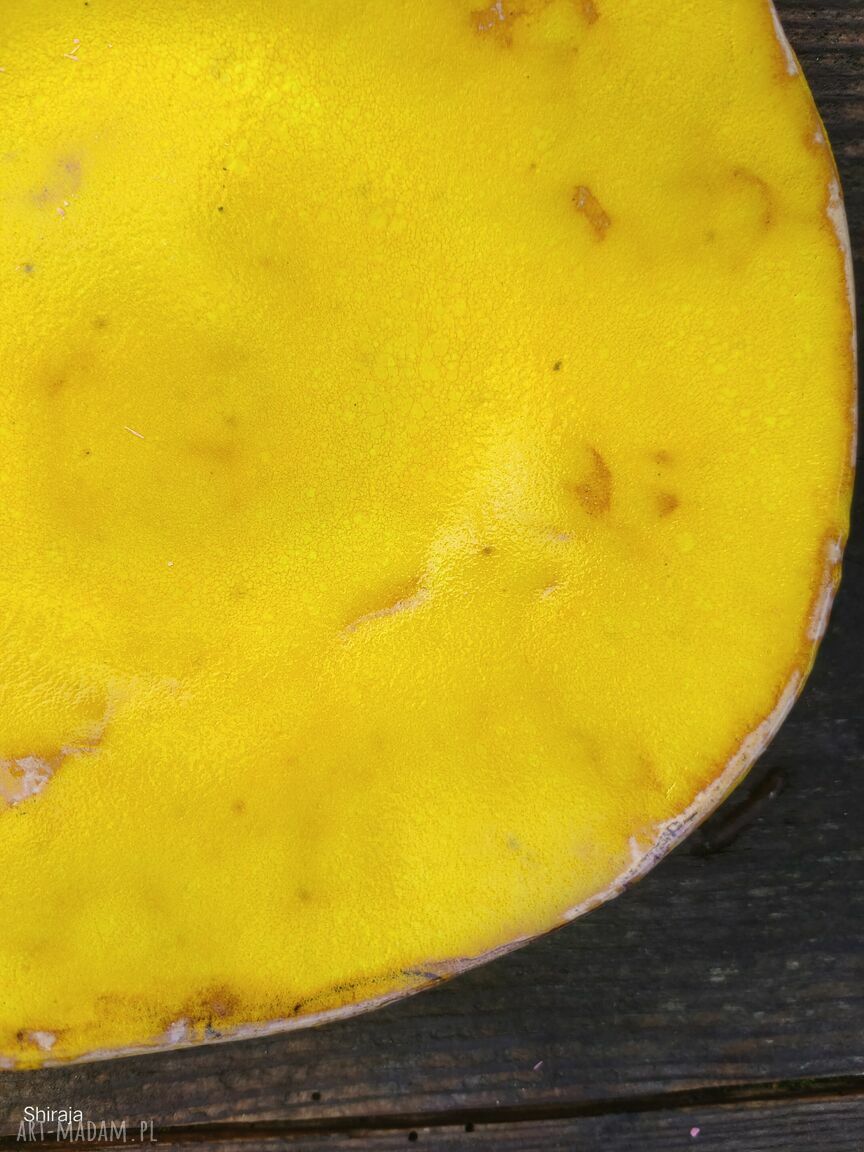Ceramiczna misa z koronką c794 - rękodzieło na owoce i dekorację stołu