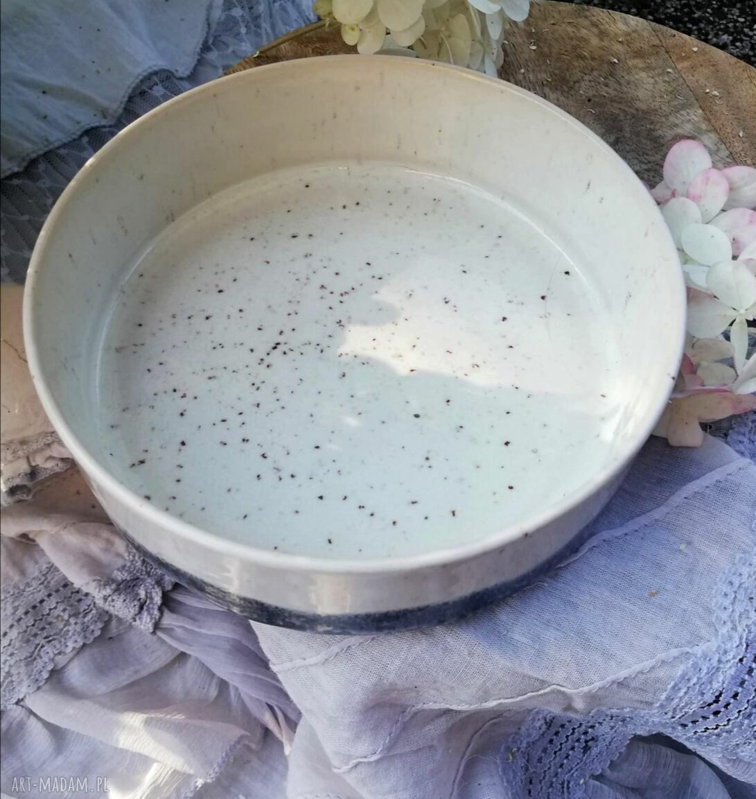 Ceramiczna miseczka handmade biało-grafitowa - na dipy, przekąski i drobiazgi