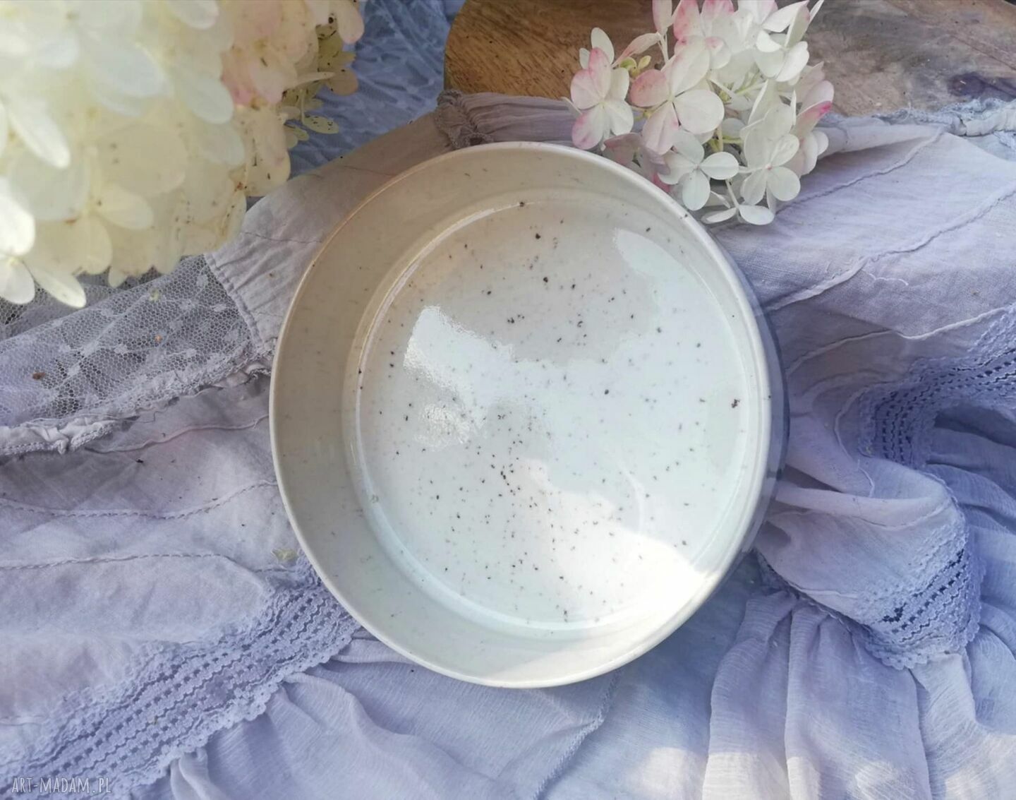 Ceramiczna miseczka handmade biało-grafitowa - na dipy, przekąski i drobiazgi