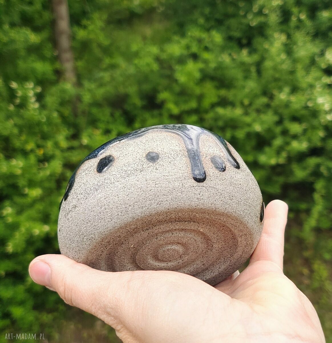 Kamionkowa ceramiczna miseczka (c511) na dipy i przekąski - ciemno niebieskie szkliwo