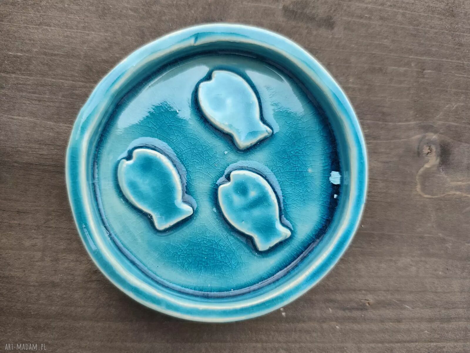 Turkusowa mydelniczka ceramiczna z rybkami - rękodzieło do łazienki