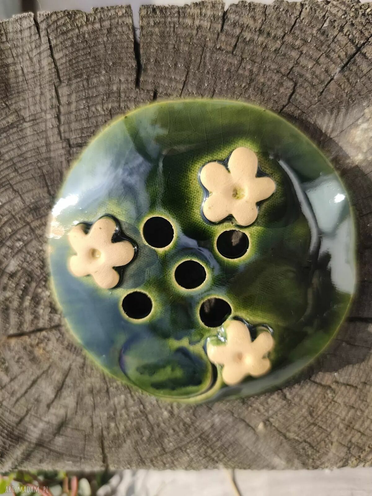 Okrągła ceramiczna mydelniczka handmade
