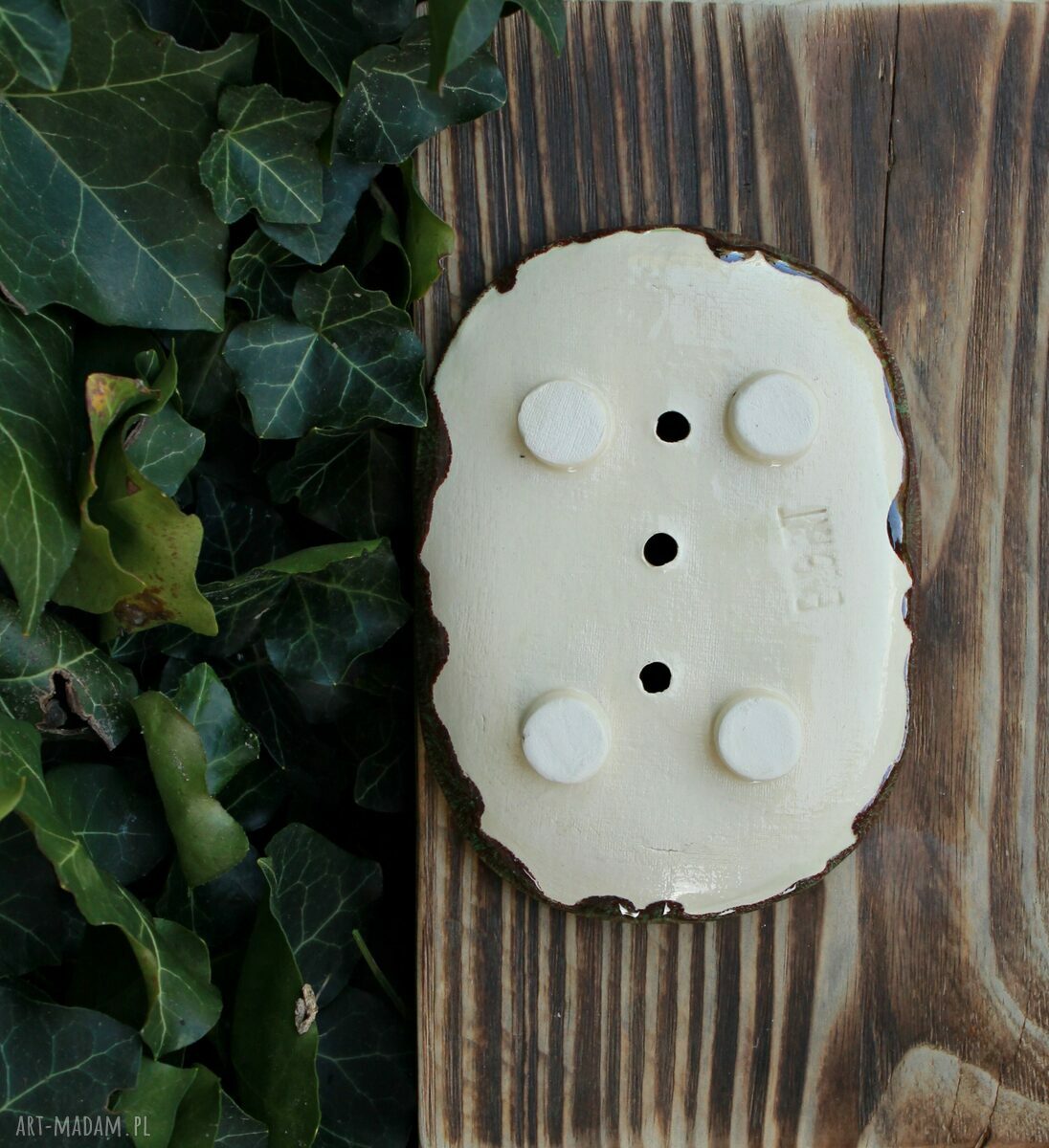 Ceramiczna mydelniczka z liściem glicynii