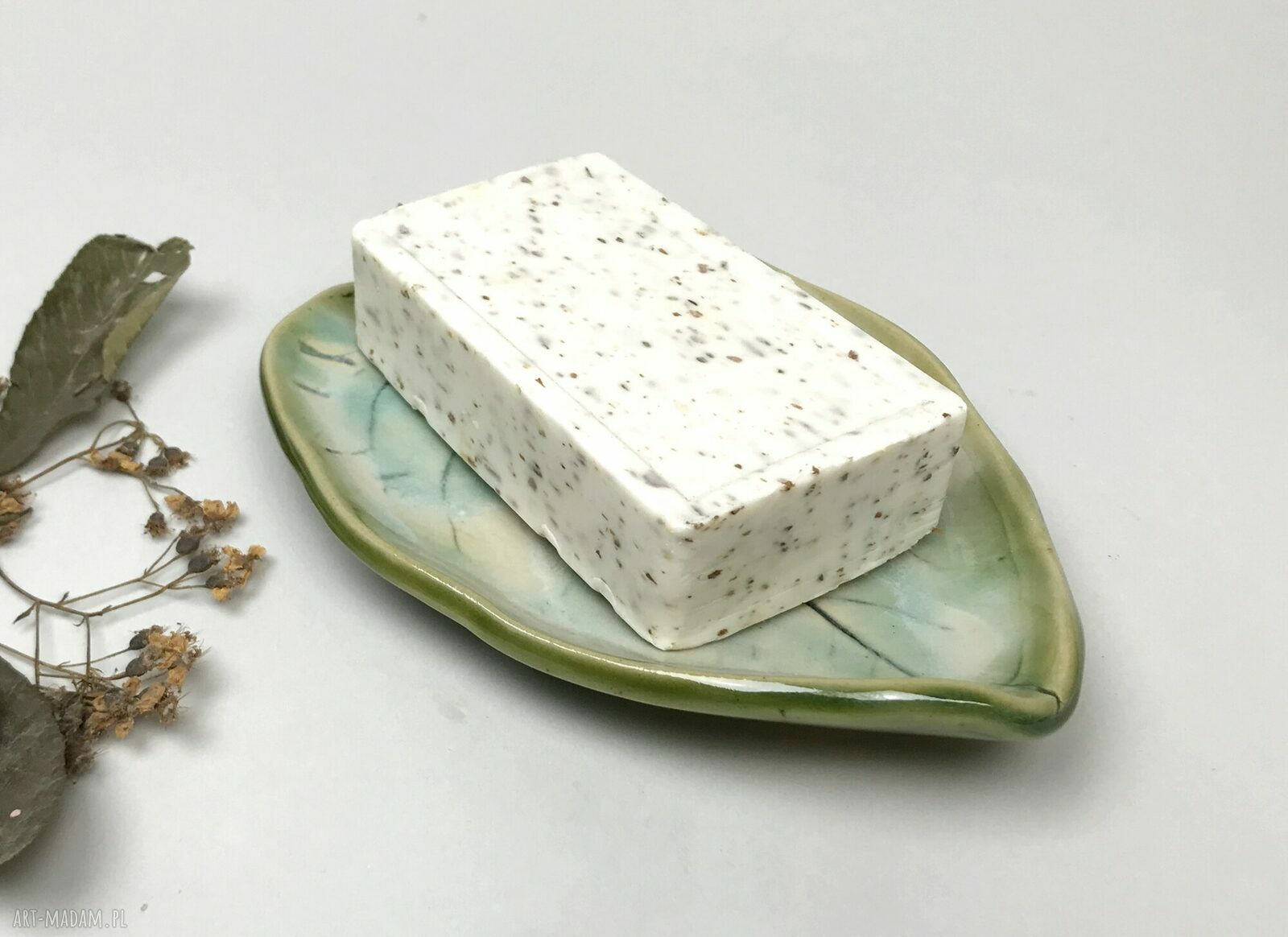 Ceramiczna mydelniczka ręcznie robiona „Pastelowy liść”