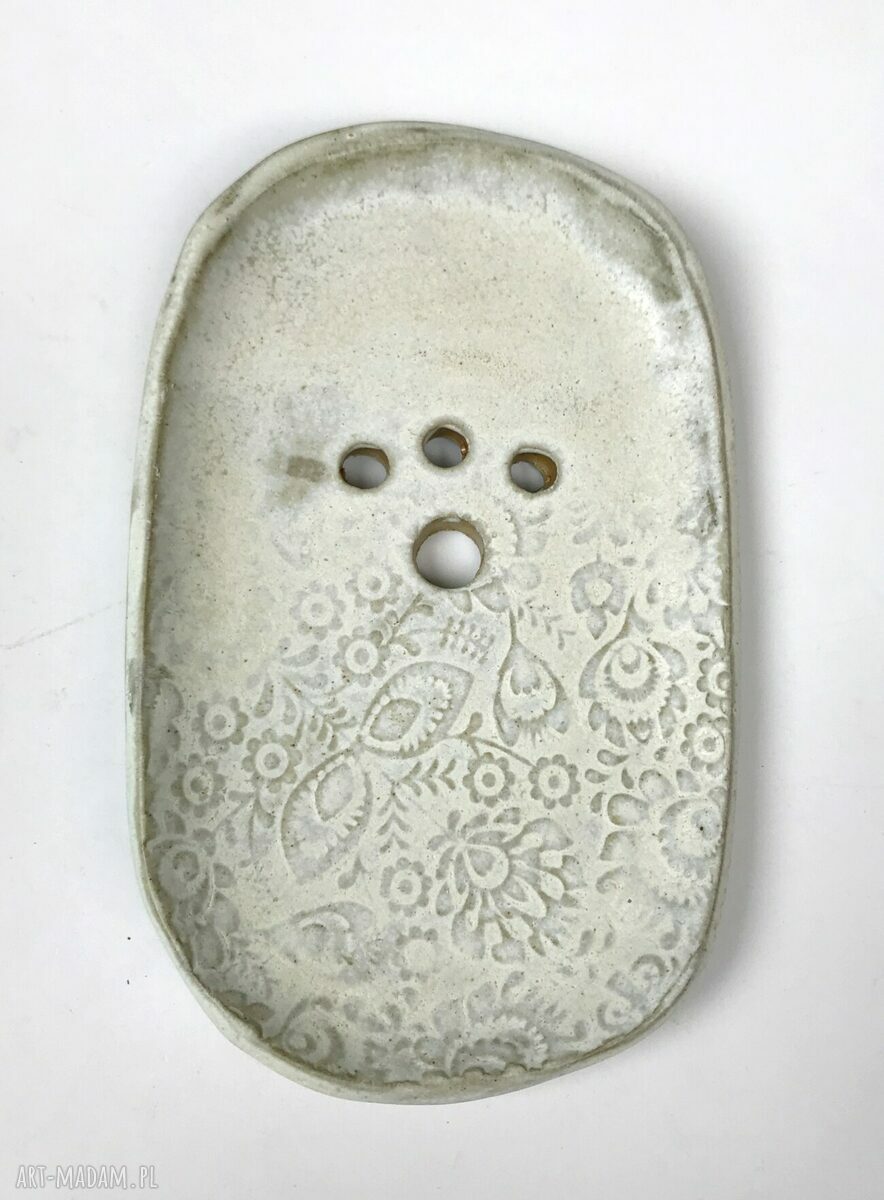 Ceramiczna mydelniczka „Mrs White” - matowa biel, ludowy ornament i ręczna ceramika