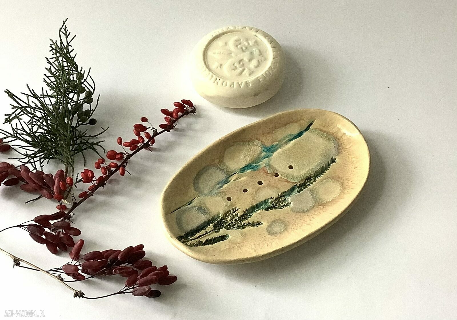 Mydelniczka ceramiczna „Trawy” - ręcznie robiona ozdoba do Twojej łazienki