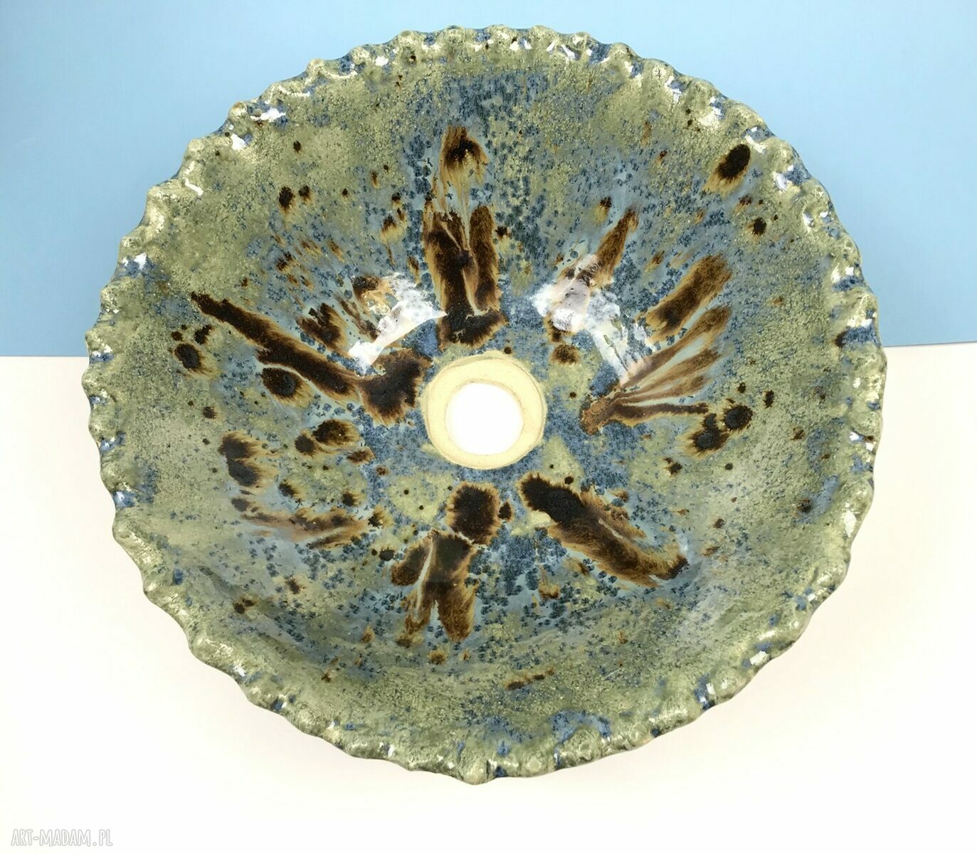 Ceramiczna umywalka nablatowa "Jeziorak" - handmade z ręcznie formowanym reliefem