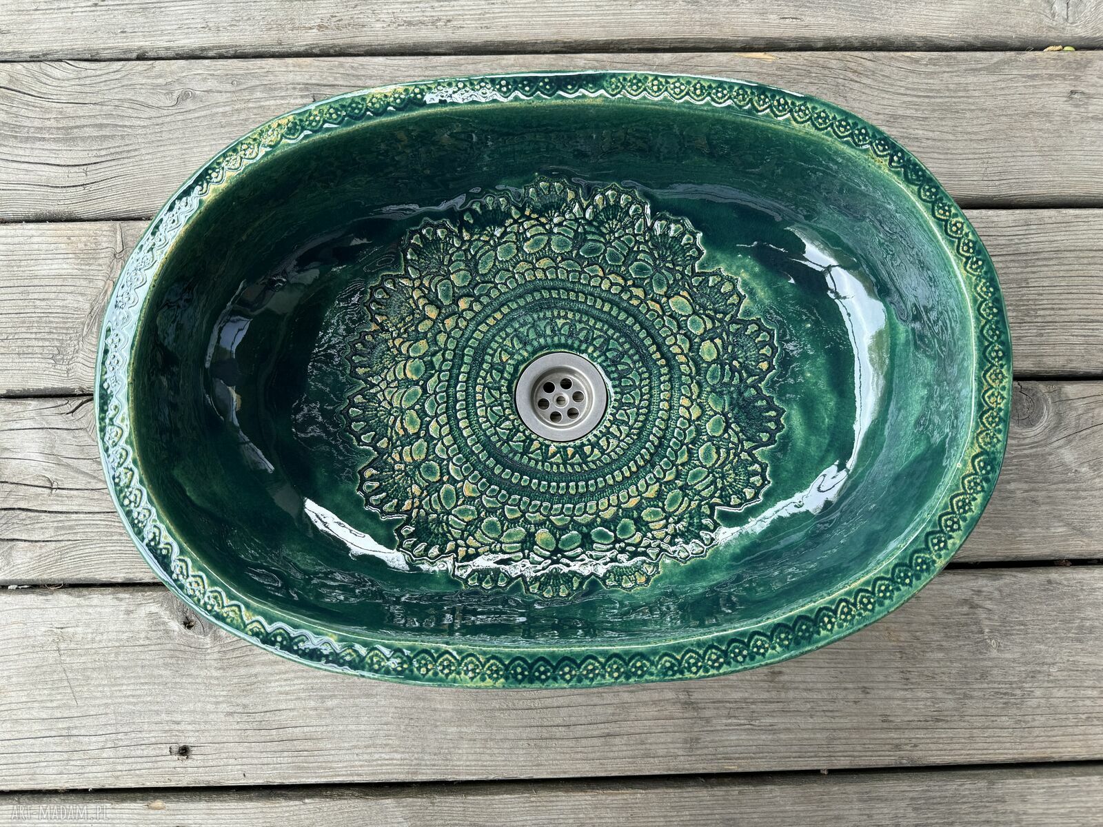Umywalka ceramiczna owalna z koronkami w butelkowej zieleni - nablatowa