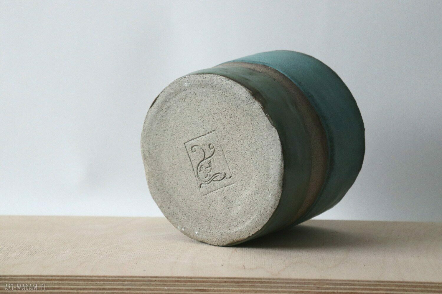 Ceramiczna osłonka na doniczkę Otuliny - ręcznie robiona