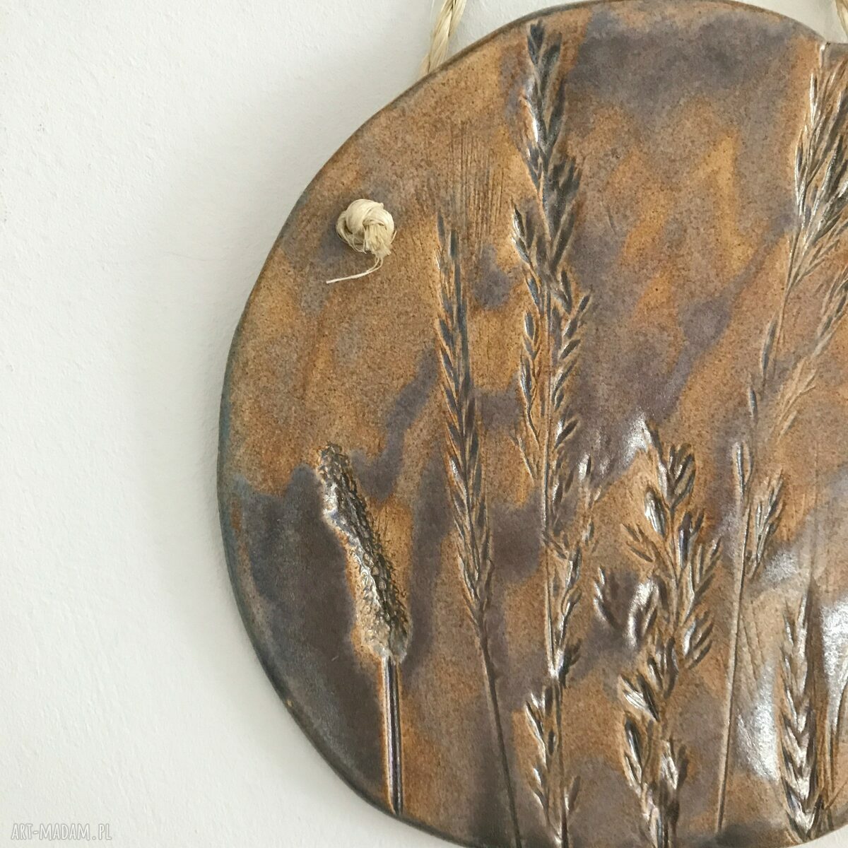 Ceramiczna ozdoba ścienna z trawami - wallhanging beżowo-srebrny 12 cm
