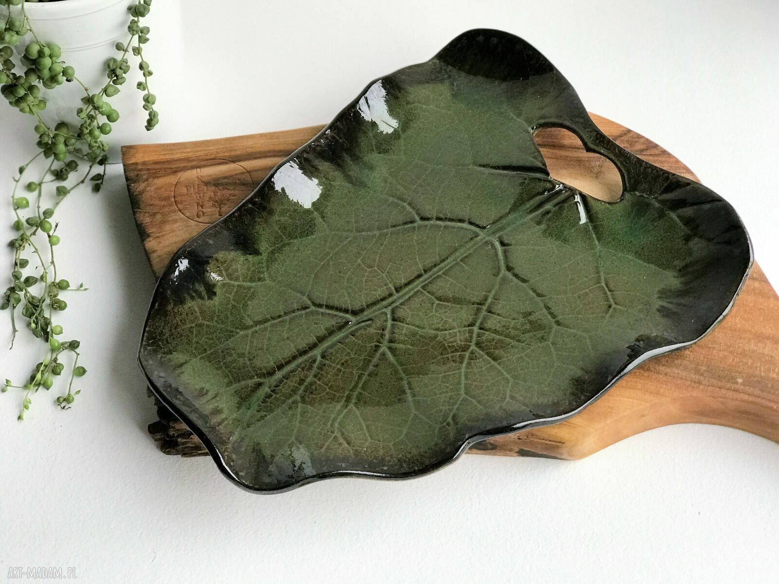 Patera ceramiczna Liść - talerz dekoracyjny z fakturą liścia