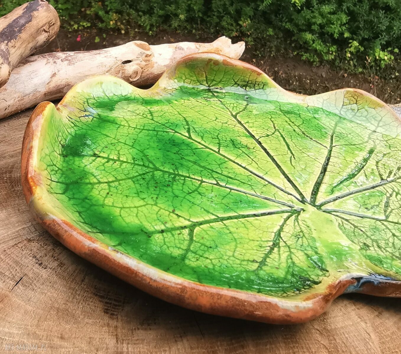 Ceramiczna patera z prawdziwym liściem (c333)