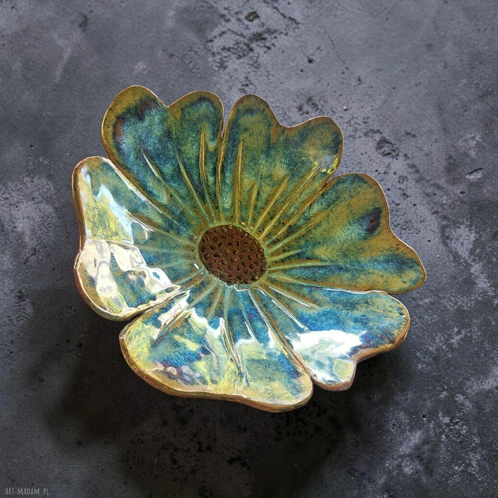 Ceramiczna patera Złocisty Kwiat - ręcznie robiona