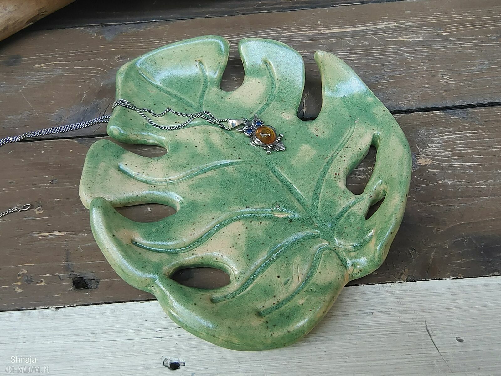 Ceramiczna podstawka monsterka c864 - ręcznie robiony talerzyk na biżuterię